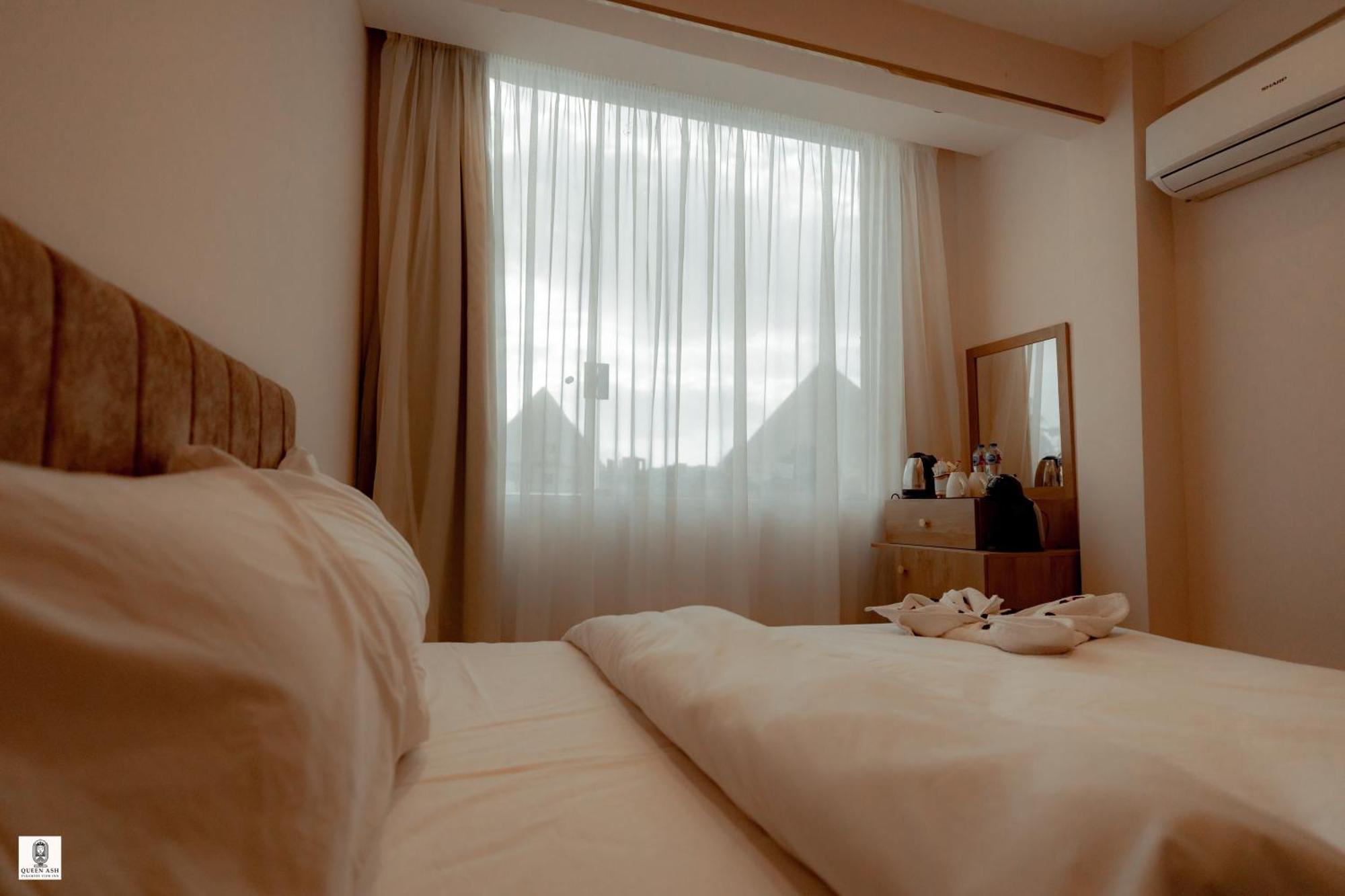 Queen Ash Pyramid View Inn Kafret el-Gabal エクステリア 写真