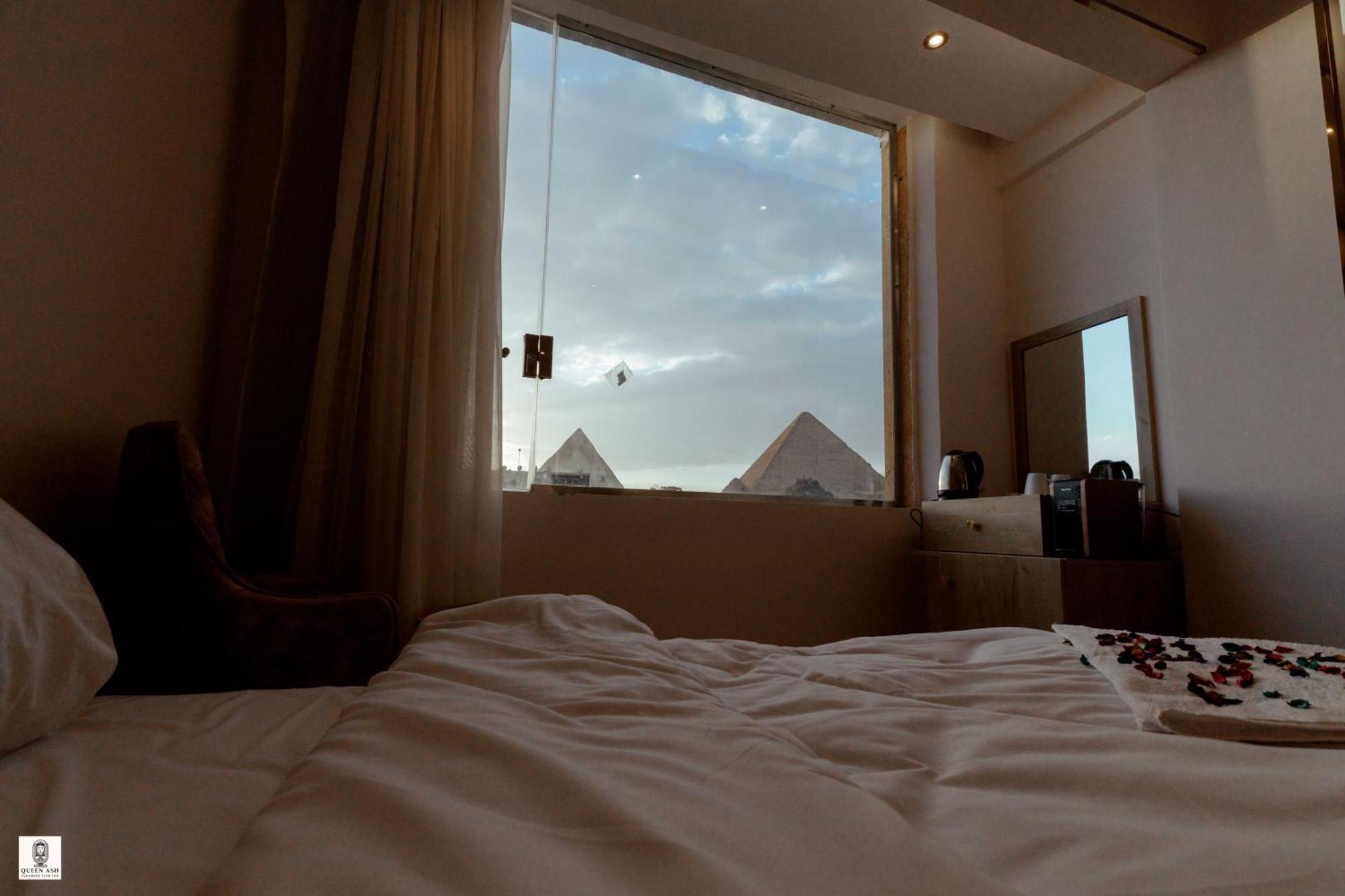 Queen Ash Pyramid View Inn Kafret el-Gabal エクステリア 写真